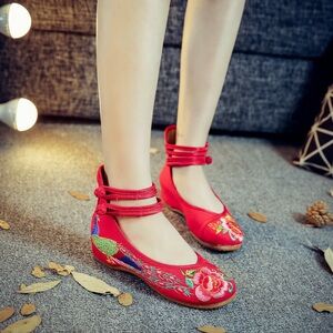 Women’s Embroidered Chinese Floral Style Wedge Flat Ballet Ankle Strap Shoe